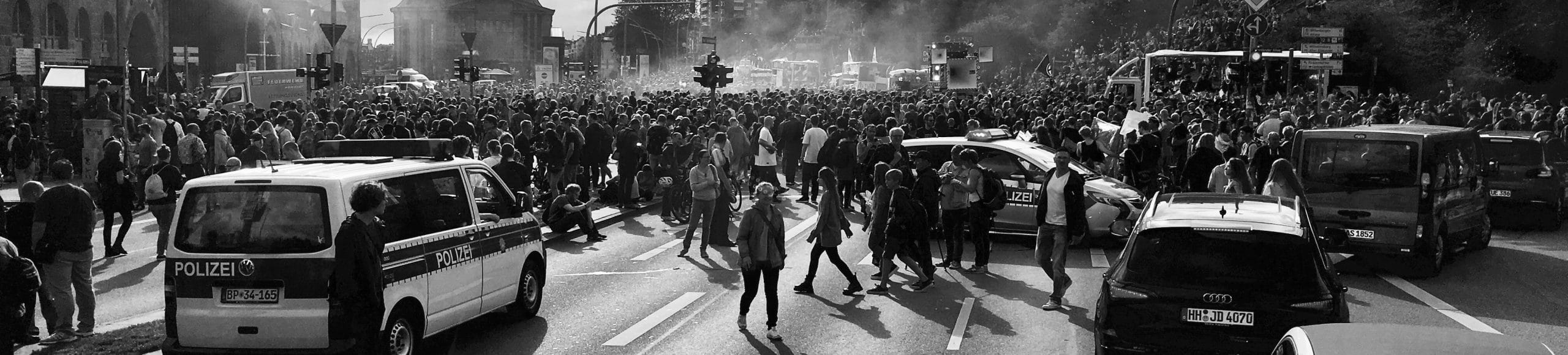 Innere Sicherheit G20 Demo Polizei